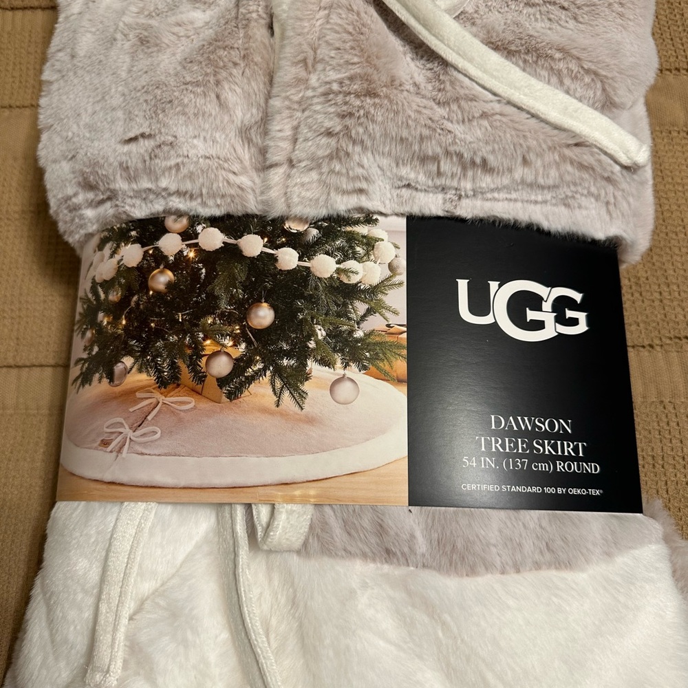 UGG Dawson Tree Skirt
